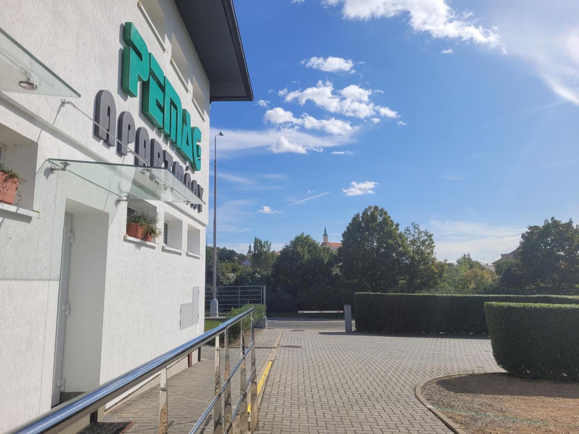 Apartmany Pemag 米库洛夫 外观 照片
