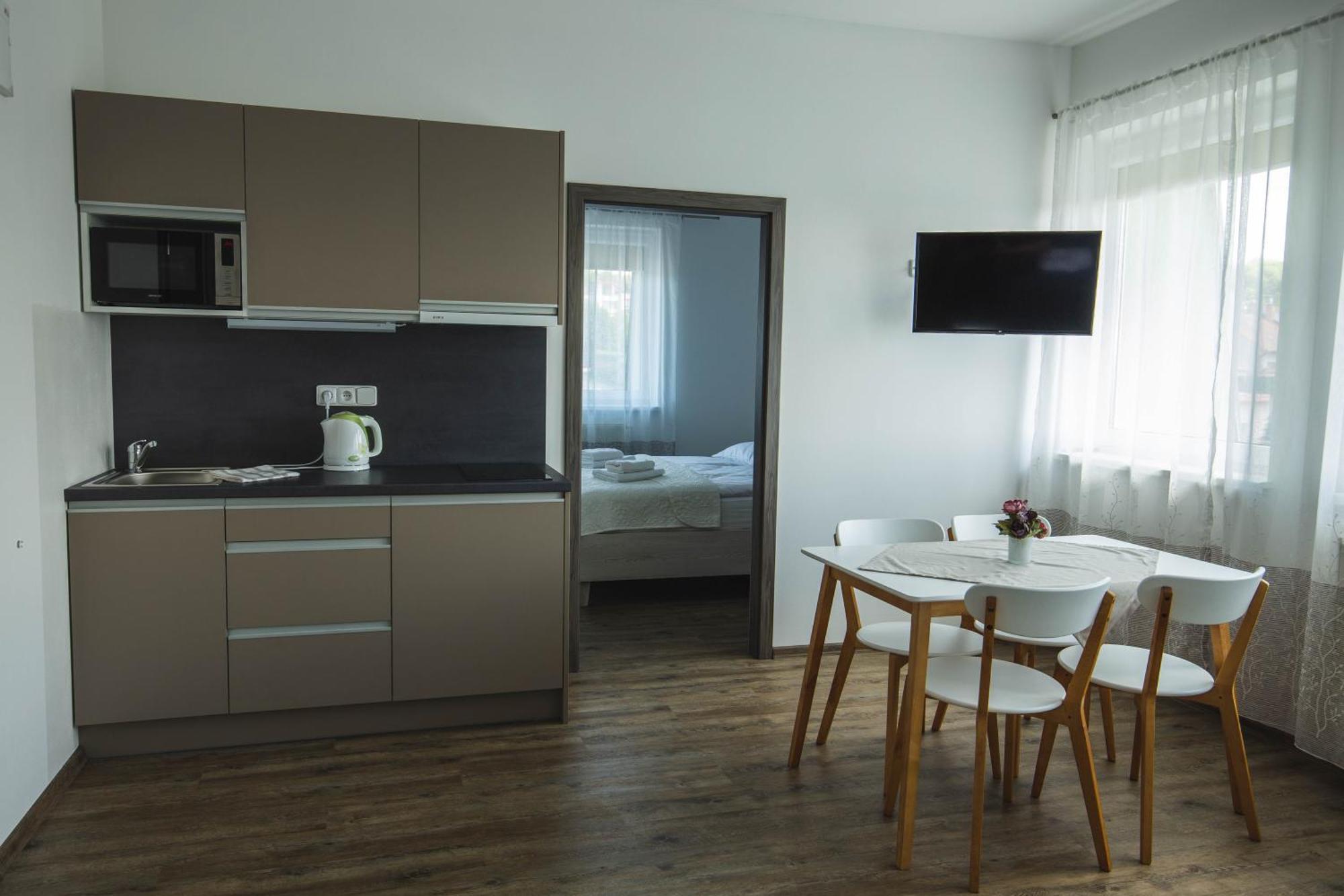 Apartmany Pemag 米库洛夫 外观 照片