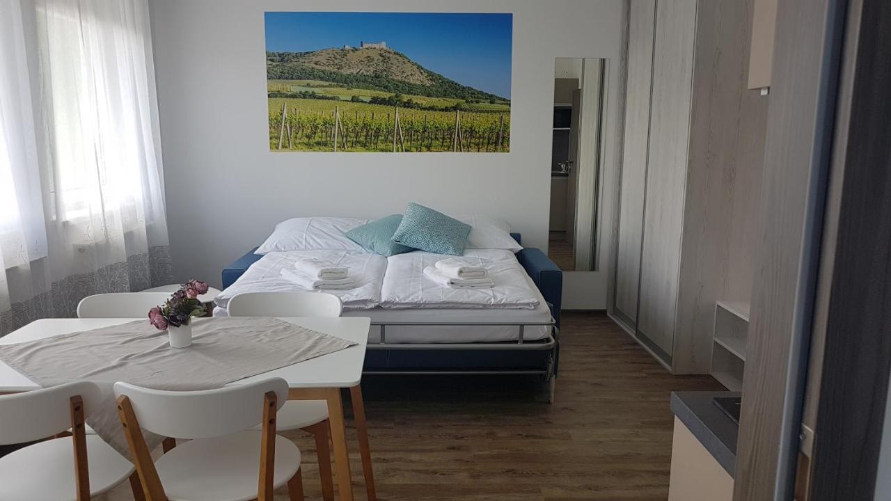 Apartmany Pemag 米库洛夫 外观 照片