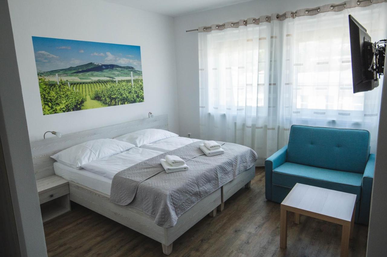 Apartmany Pemag 米库洛夫 外观 照片