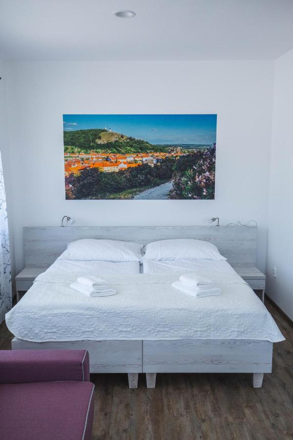 Apartmany Pemag 米库洛夫 外观 照片